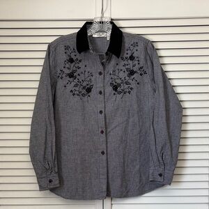 Victoria Jones Petites Medium Black White Plaid Button Down Floral Beaded Velvet